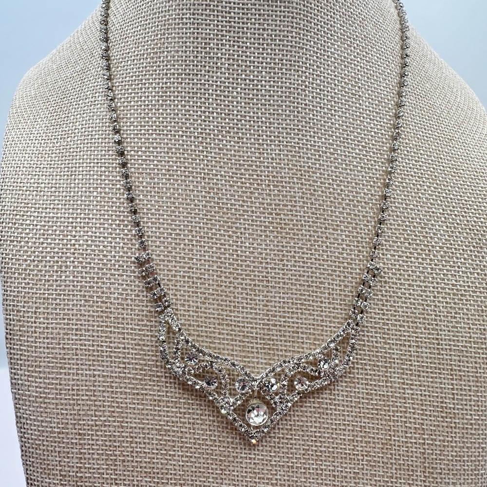 Vintage 90s Silver Tone Rhinestone V-Shaped Necklace Wedding Jewelry